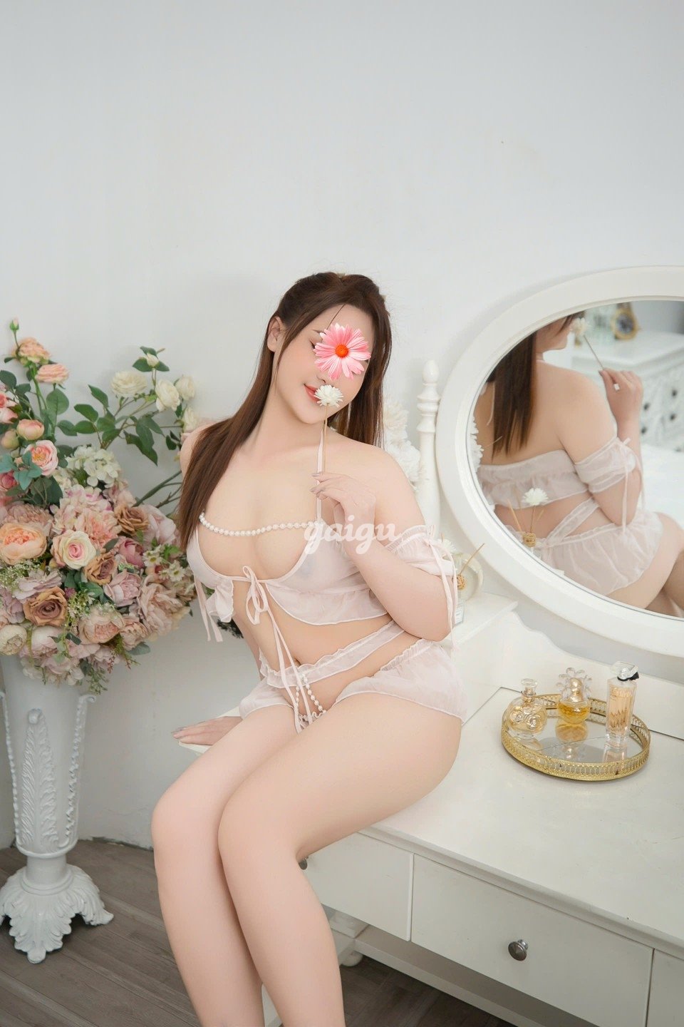 1289182 - Huyền Trang - Xinh Duyên Tình Cảm - Dáng Đẹp Vú To - Dâng Trào Cảm Xúc