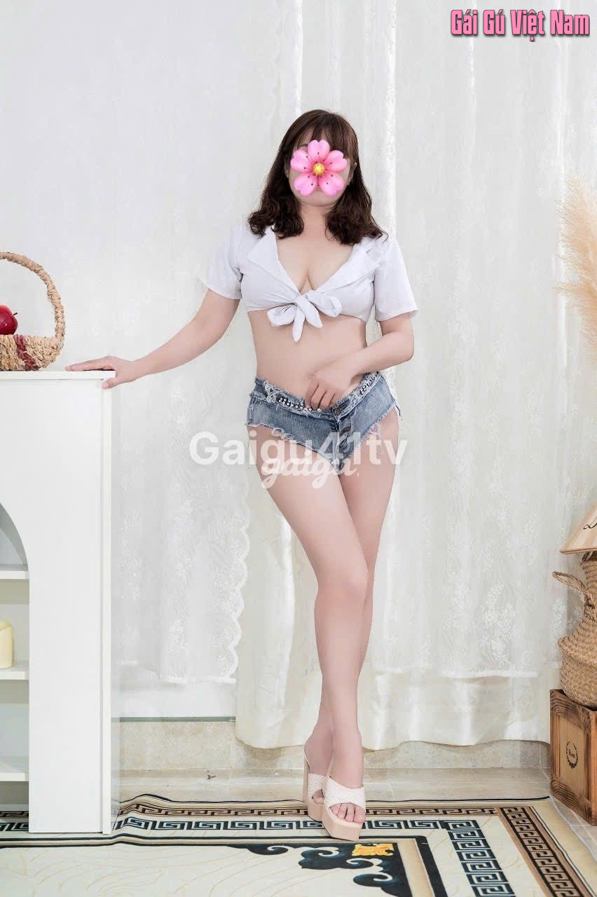 NGỌC PHƯƠNG – GÁI NGOAN – DÂM – LÀM TÌNH NHƯ NGƯỜI YÊU