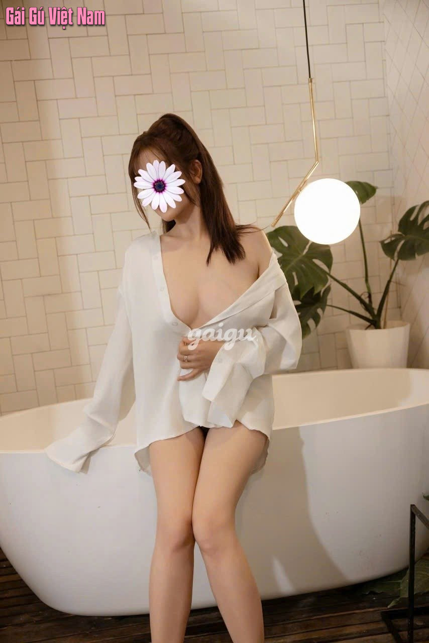 GÁI DÂM ÁNH NHƯ LÀM TÌNH BAO PHÊ CHIỀU KHÁCH NHƯ VUA