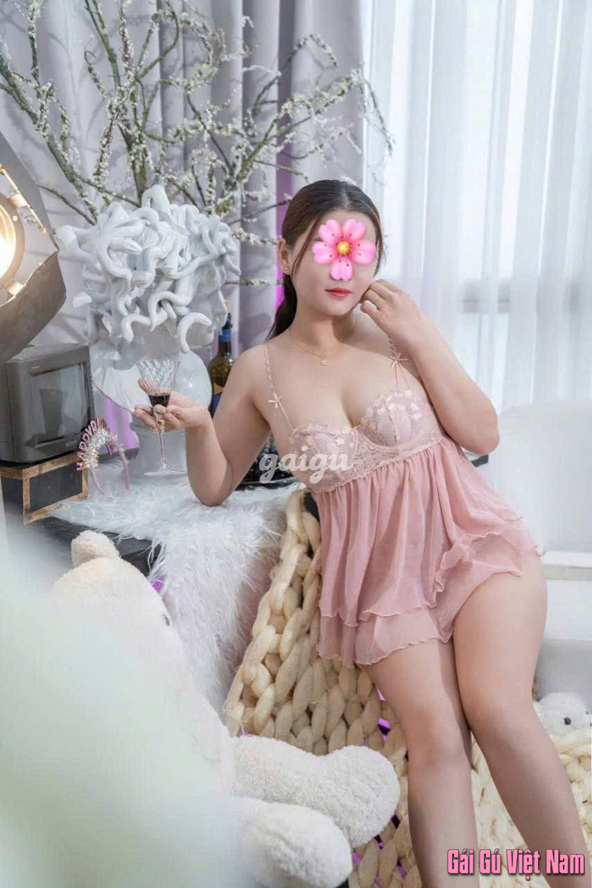 1339243 - Quỳnh Nhi Baby ❤️ Dâm Ngoan Chiều Khách Làm Tình Cực Chất