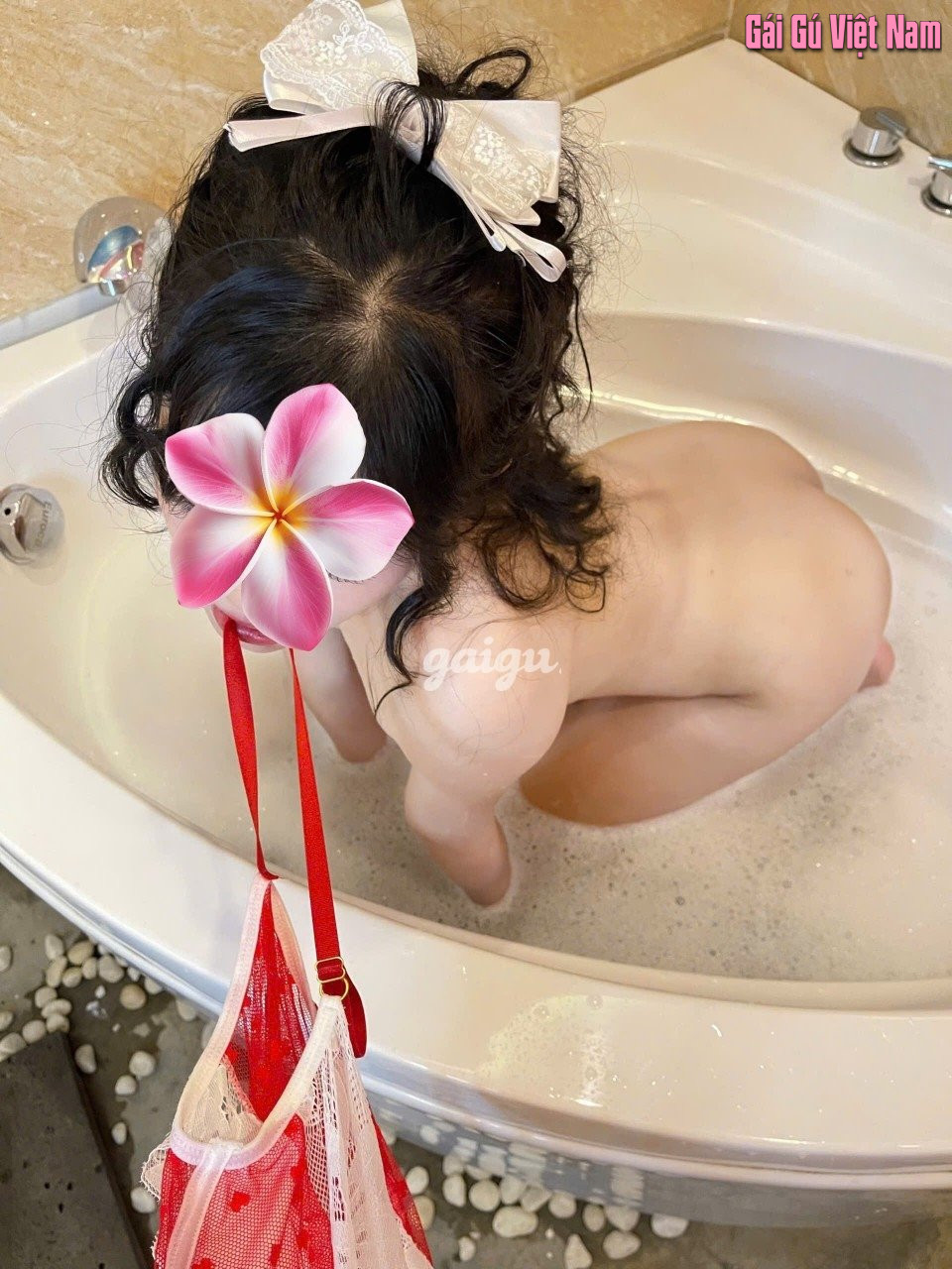 1341634 - GÁI DÂM MỸ MỸ ( ẢNH MỘC) LÀM TÌNH BAO PHÊ_BJ LIẾM LÁP CỰC SƯỚNG