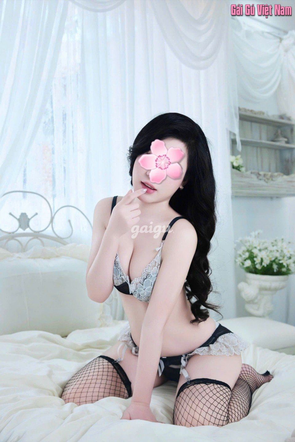 1346585 - Trà My _ Mặt xinh kute ôm ấp như người yêu