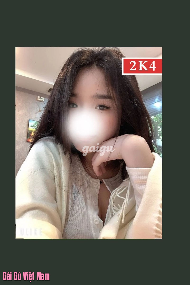 1167846 - SIÊU PHẨM 2K4 Hải Yến - Lần Đầu Xuất Hiện Trên Sân Chơi Phục Vụ AE