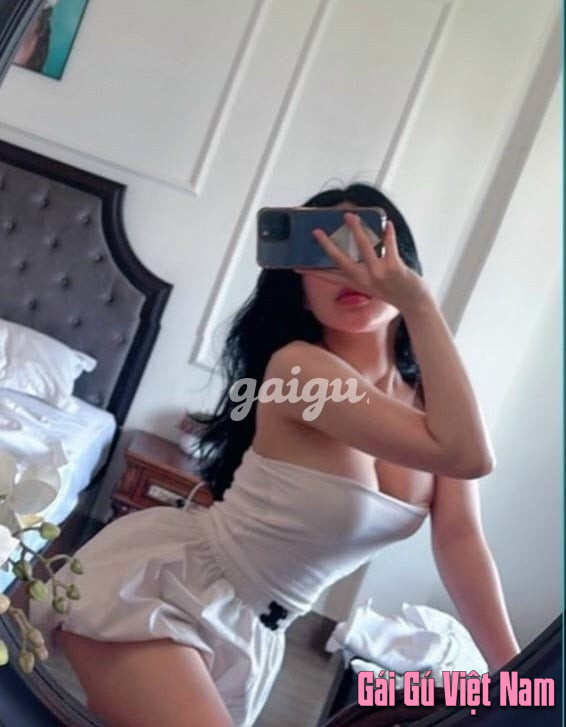 1358868 - ❤️QUỲNH BÚP BÊ❤️ HOTGIRL 2K4 QUYẾN RŨ 3 VÒNG CỰC ĐẸP