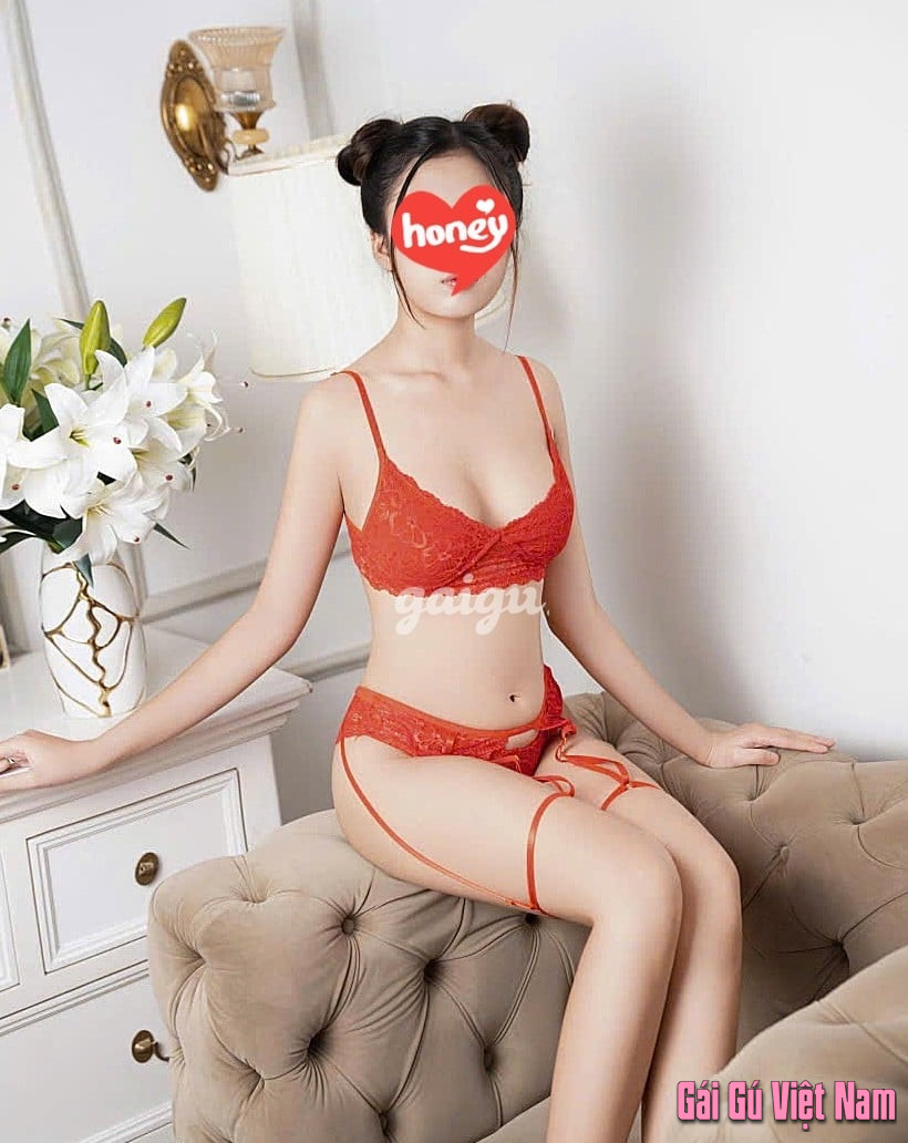 NEW ❤️ BÉ THƠM ❤️ Xinh Đẹp Dâm Đãng – Ngực Đẹp, Bướm Ngon – SV Pro Đê Mê Cực Phê !