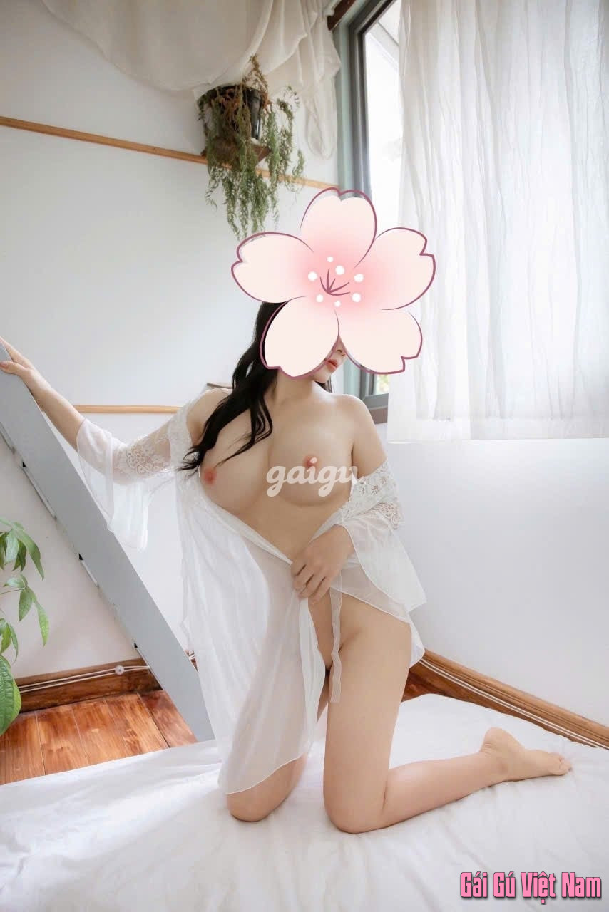 1370646 - ❤️GÁI DÂM SUZI ❤️ - DÂM ĐÃNG - TÌNH CẢM - CHIỀU KHÁCH