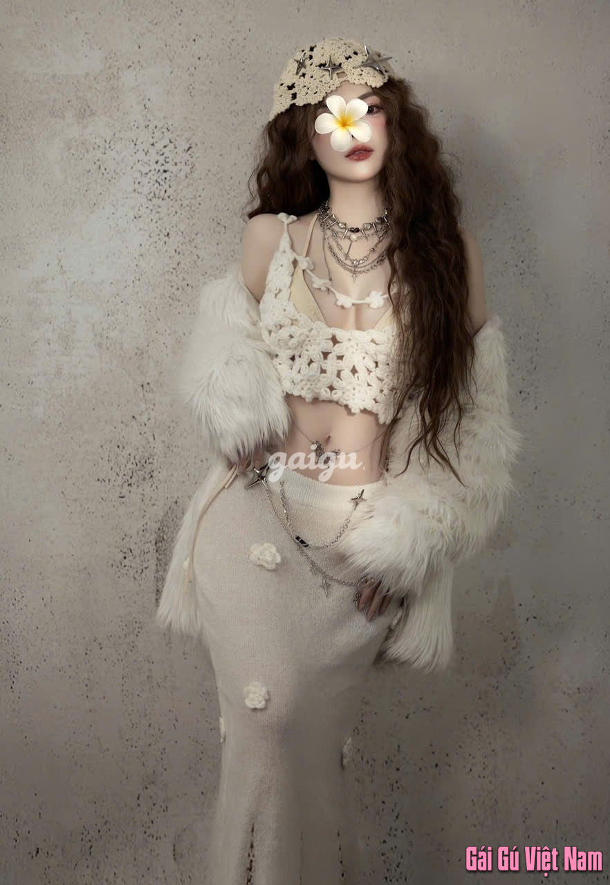 Ngọc Ruby 1999 – Hot Girl Chanh Xả – Xinh Sang Body Cực Đẹp !