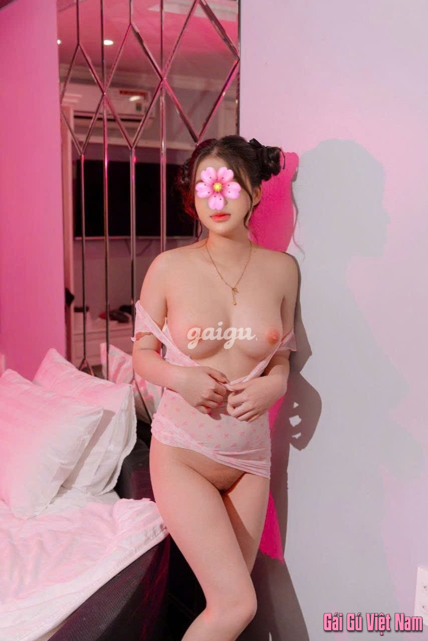 New Hot Teen 2K7 Hồng Ngọc ❤️ Nóng Bỏng Xinh Đẹp Dịu Dàng Cưng Xỉu