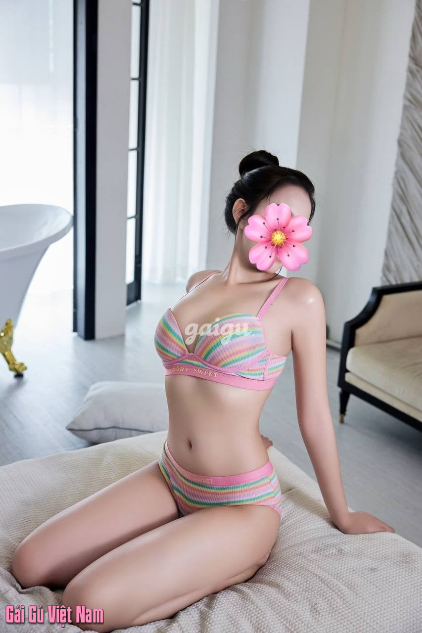 Gái xinh Trang Anh_ Body nóng bỏng, làm tình cực dâm