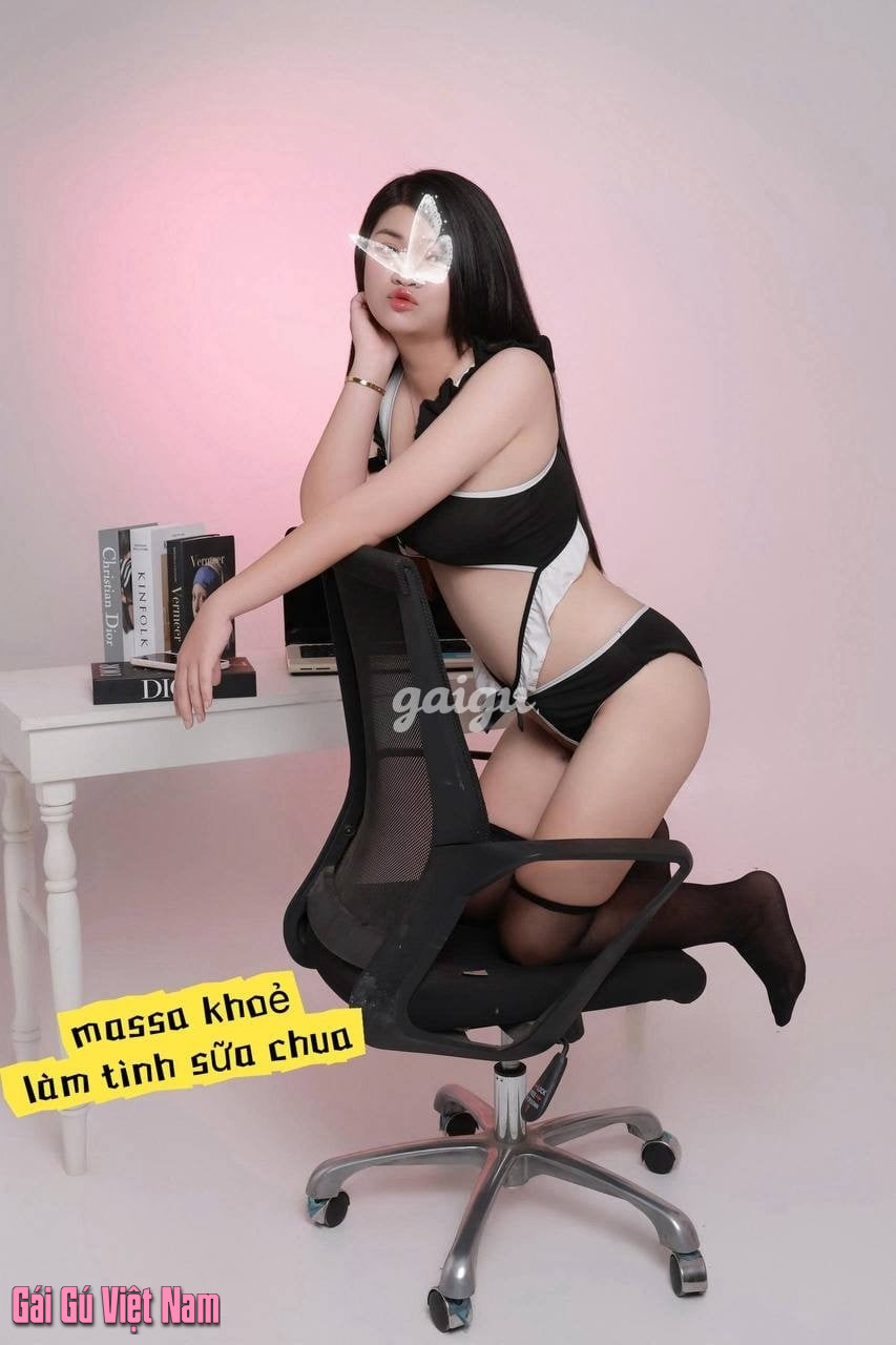 Dâu Tây 2K2 – CHUẨN 2K2 Cute Vô Đối Khít Từ Trong Ra Ngoài