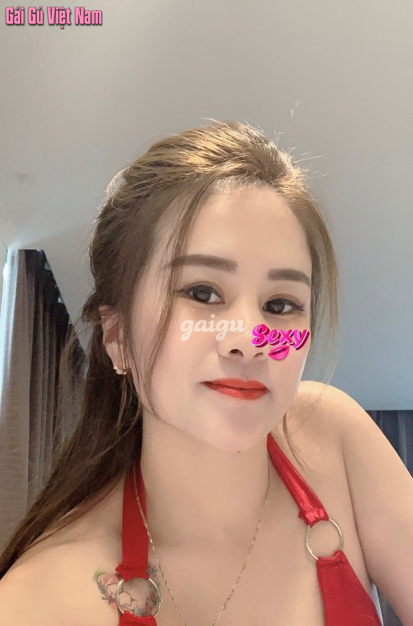 820629 - GÁI DÂM NA NA _RẤT DÂM-BODDY GỢI CẢM-LÀM TÌNH BAO PHÊ.