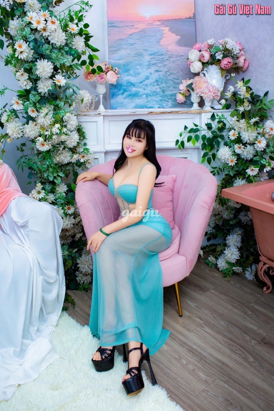 1390672 - Thùy Linh - Xinh baby - Body chuẩn hotgirl